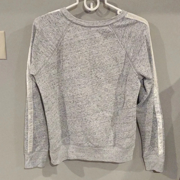 Abercrombie & Fitch women's large gray embroidered "AF" crewneck sweatshirt - Picture 3 of 4